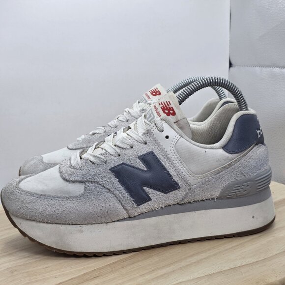 New Balance 574 Moonbeam Dark Arctic Grey Womens US 8 - WL574ZQA - Picture 1 of 9